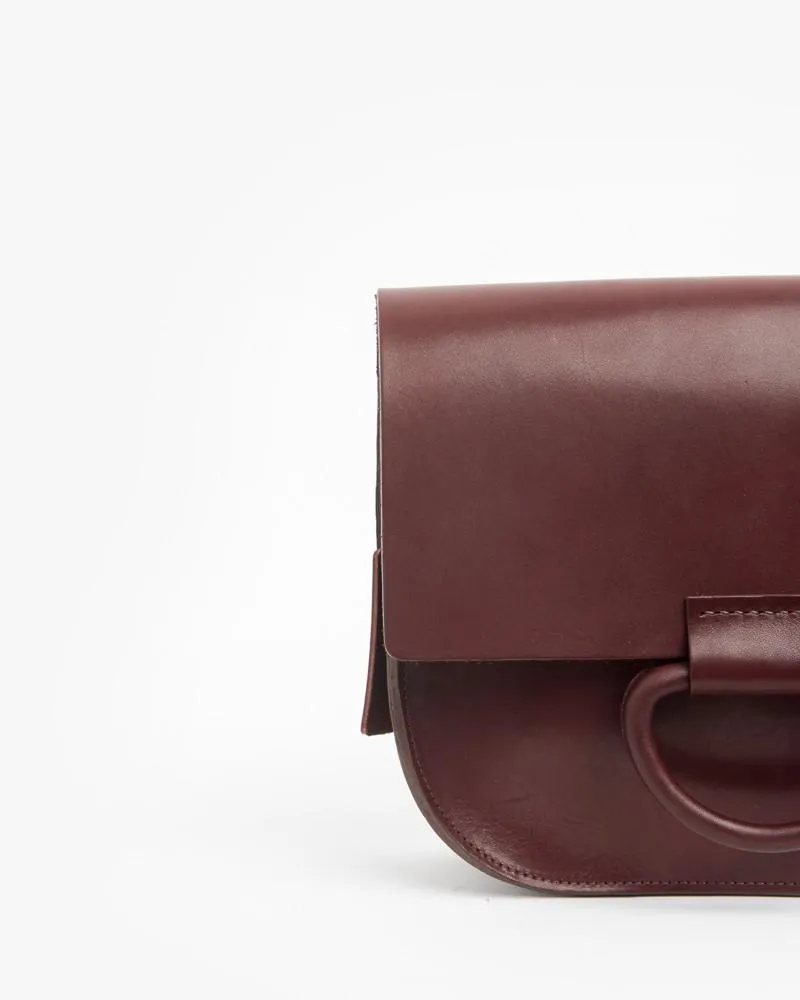 Logan Saddle Bag in Oxblood