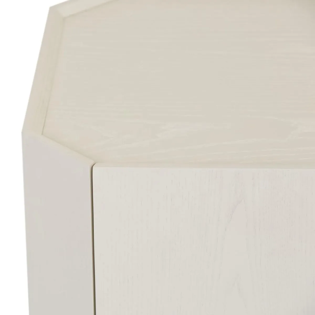 Pietro Entertainment Unit