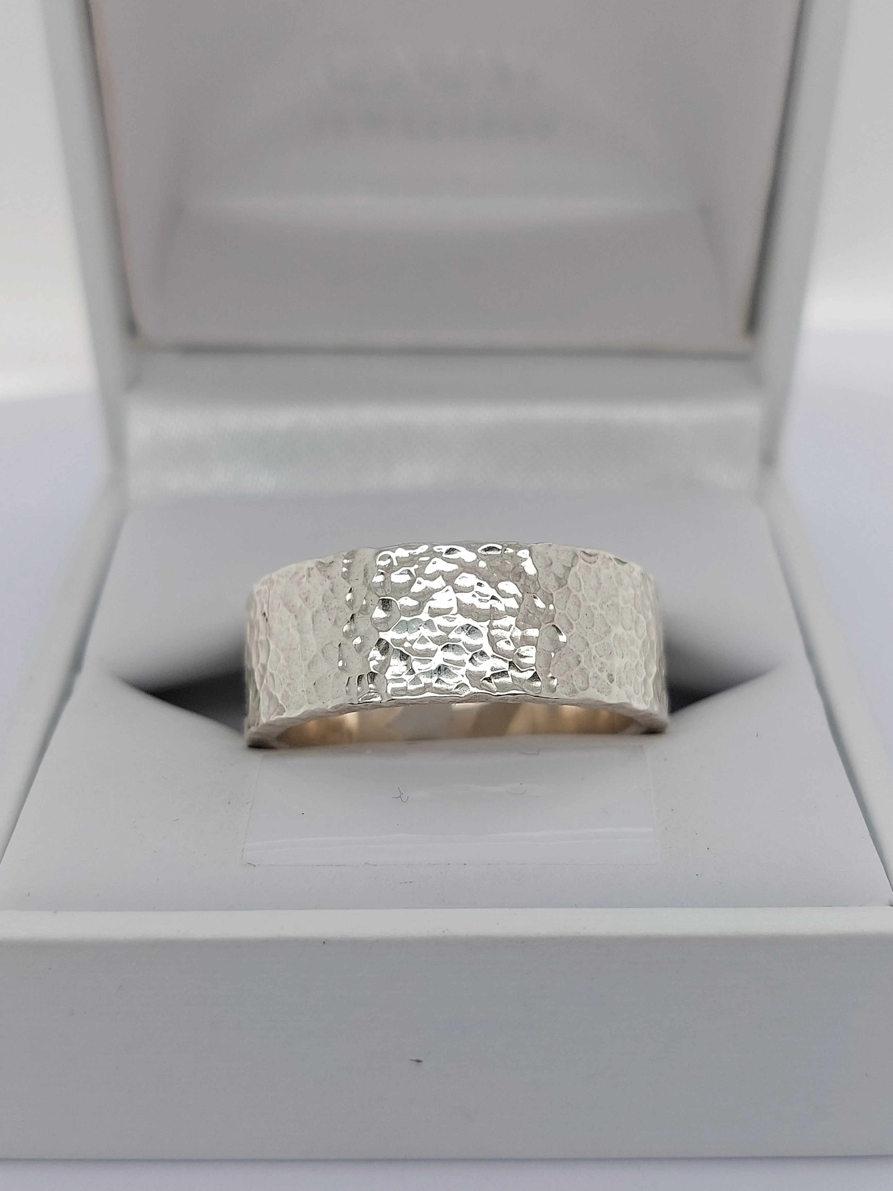 Wide Textured Band